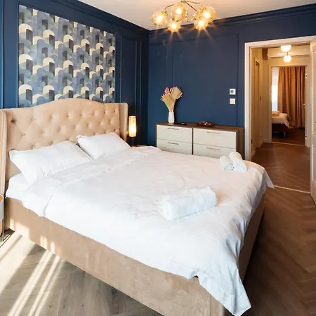 Luxurious Apartment, View *