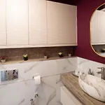 Appartamento Luxurious Apartment, View *