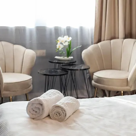 Daire Luxurious Apartment, View Temeşvar